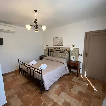 La Casa Di Nonna Tella Lenola