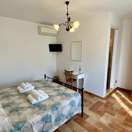 La Casa Di Nonna Tella Lenola